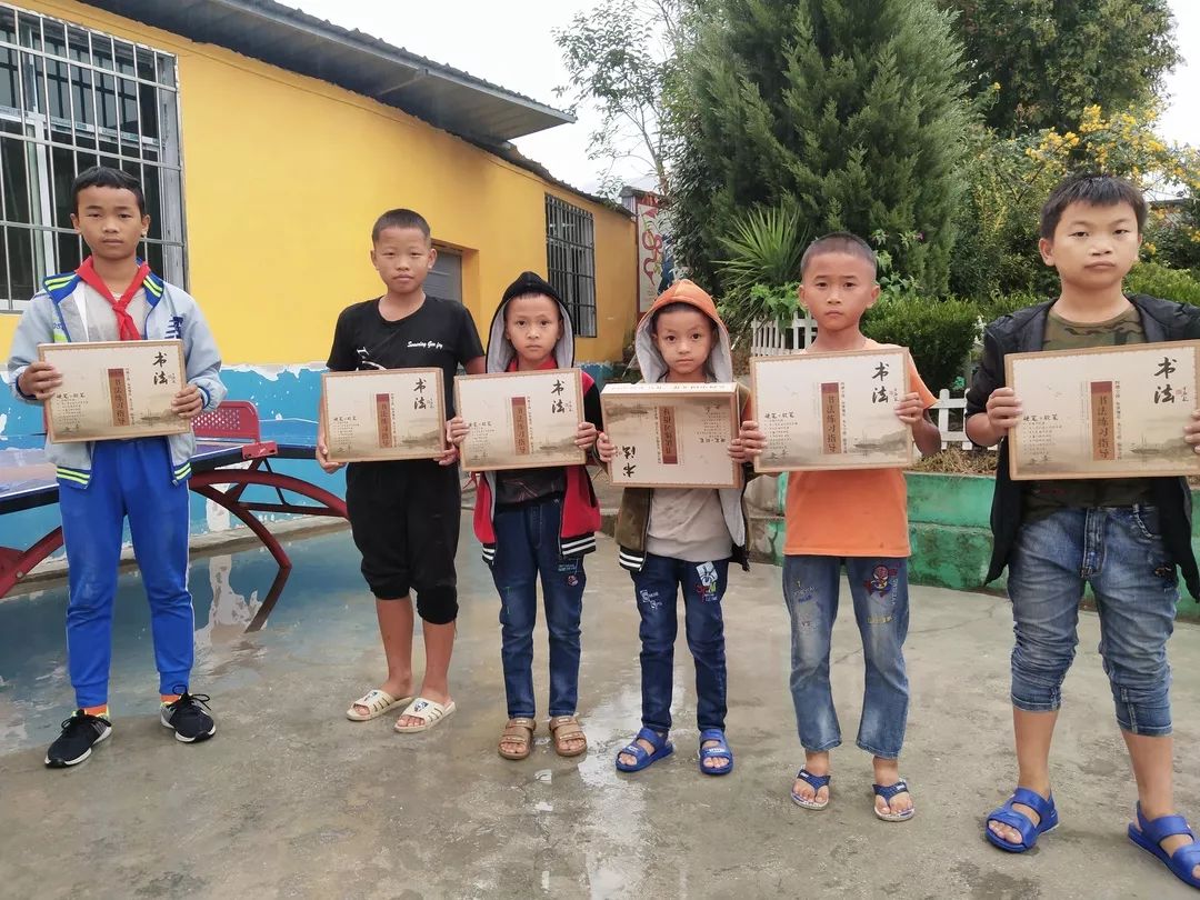 1571792096840551.jpg 79b258b1c6a6fb7623c0ea202b8d606d.jpg